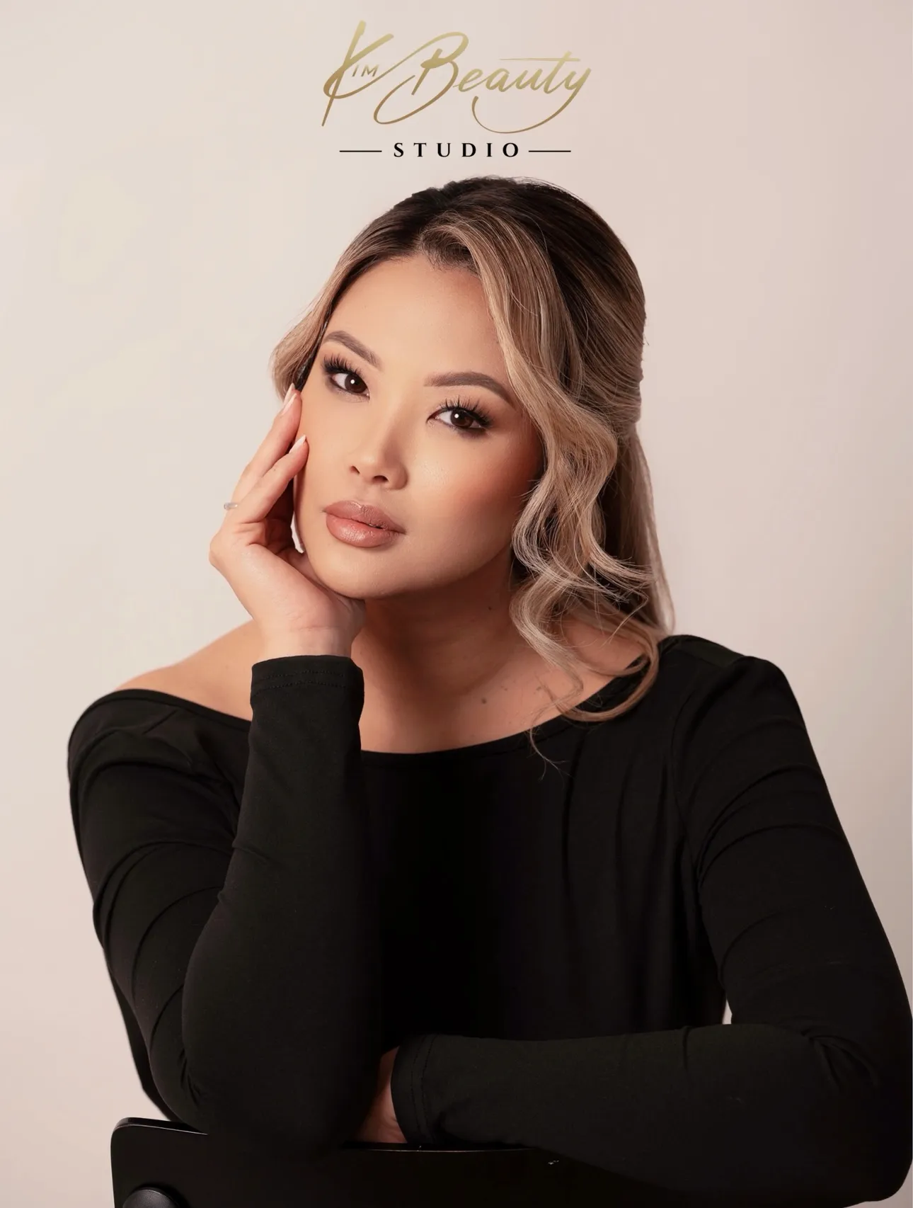Kim Vo in ihrem Studio am Remigiusplatz in Viersen